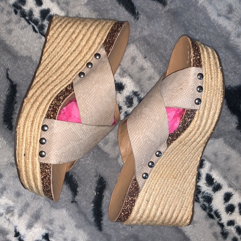 Lucky Brand Leather LK-Neeka Platform Wedge — 8 - Picture 6 of 15